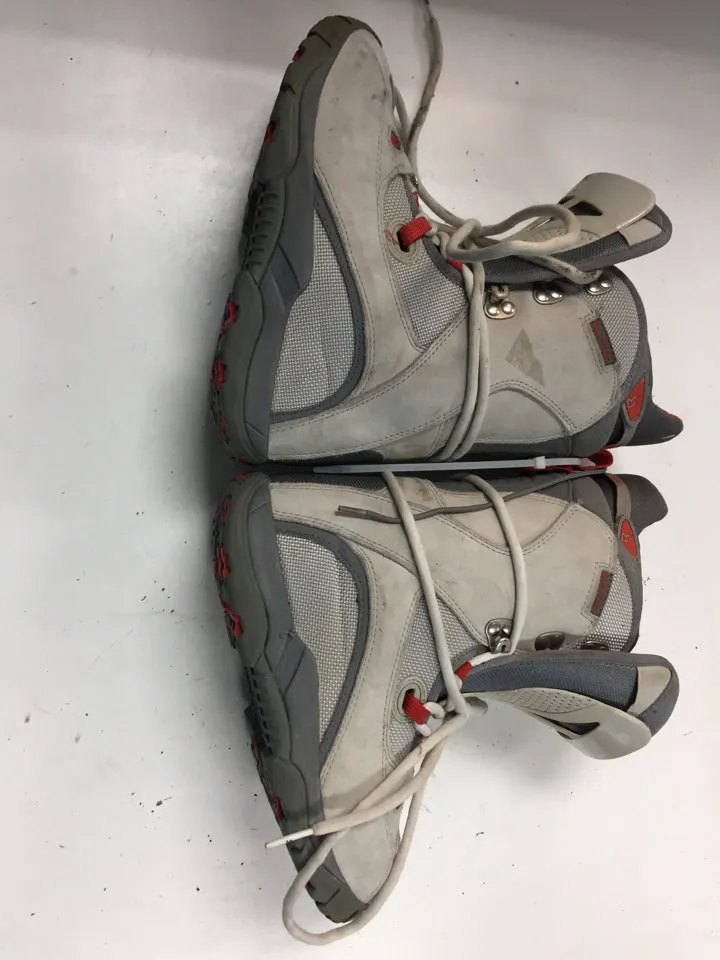 Burton White JR Size Specific 6.5 Used Snowboard Boots